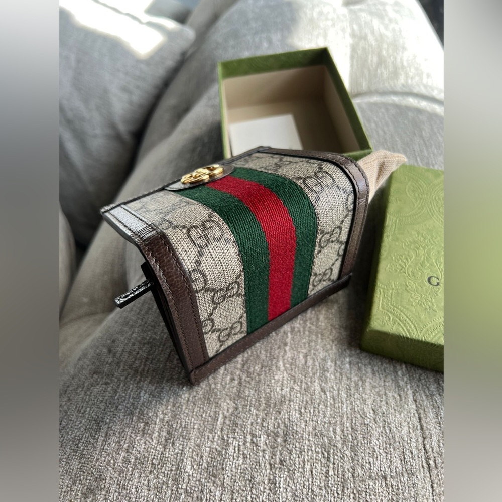 Gucci Wallet - Picture 2 of 10